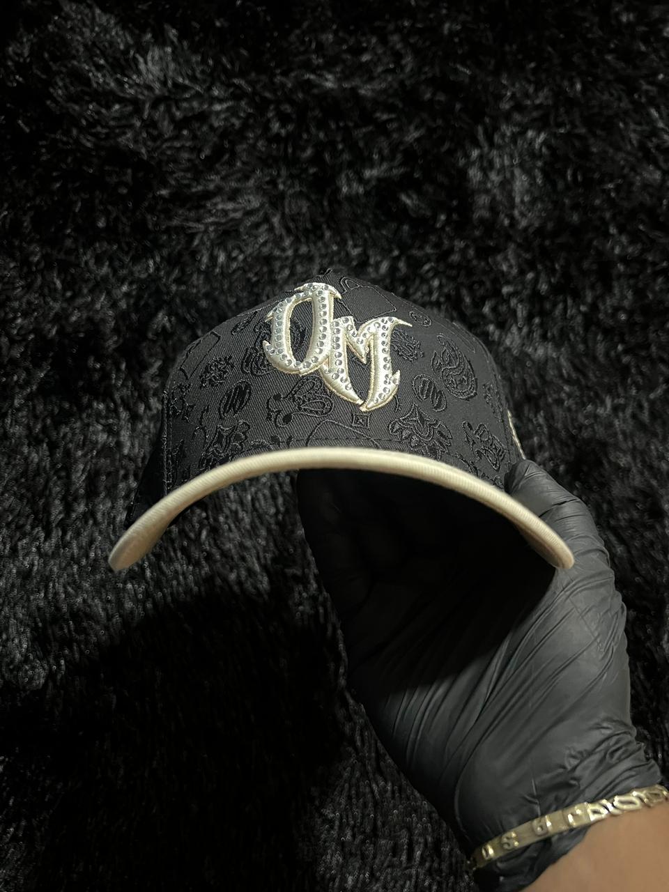 Gorra Baez X Oscar Maydon "Rompe la Dompe"