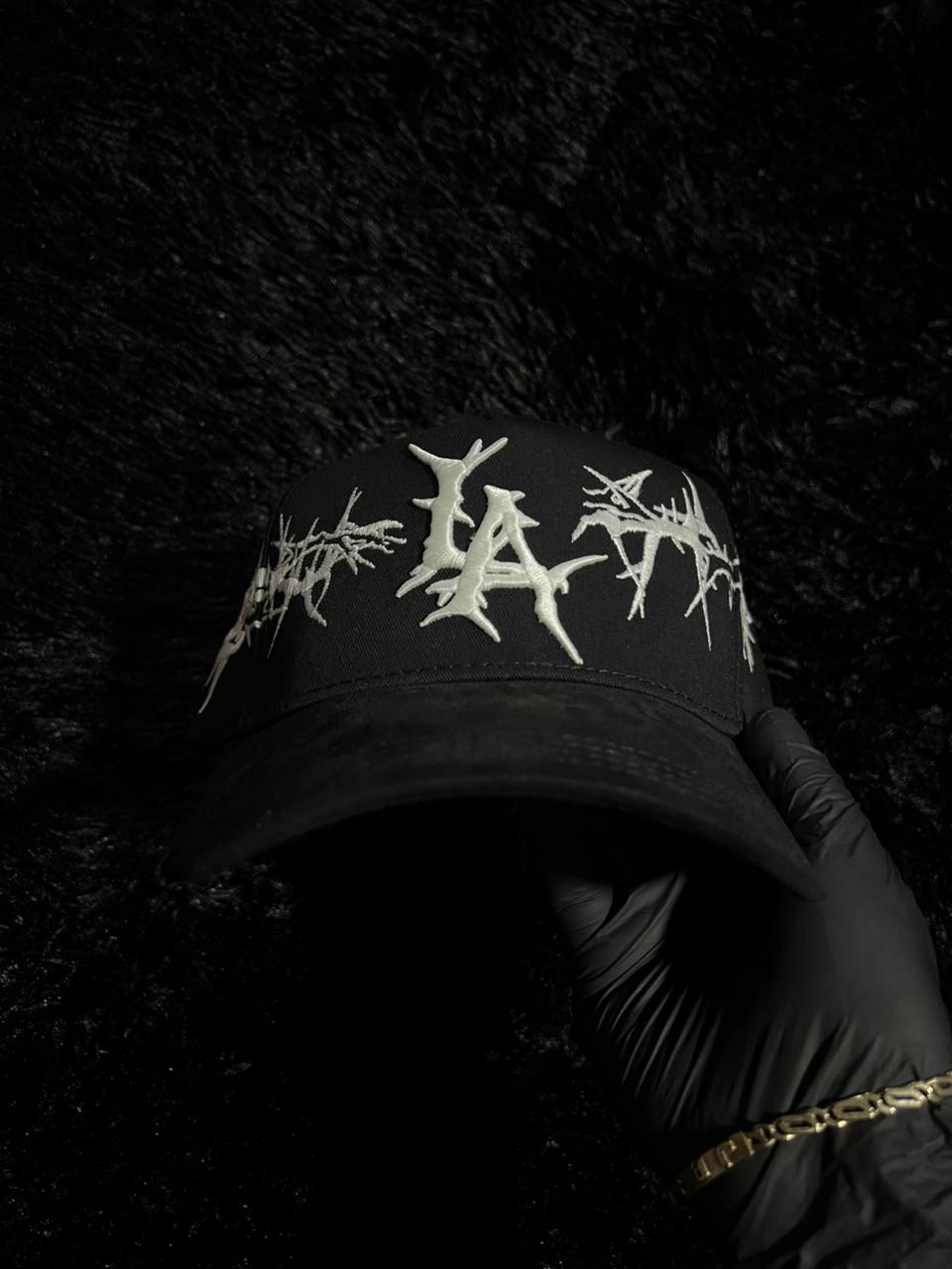 Gorra incógnito “LA Spikes” Fluorecente Glow in the Dark