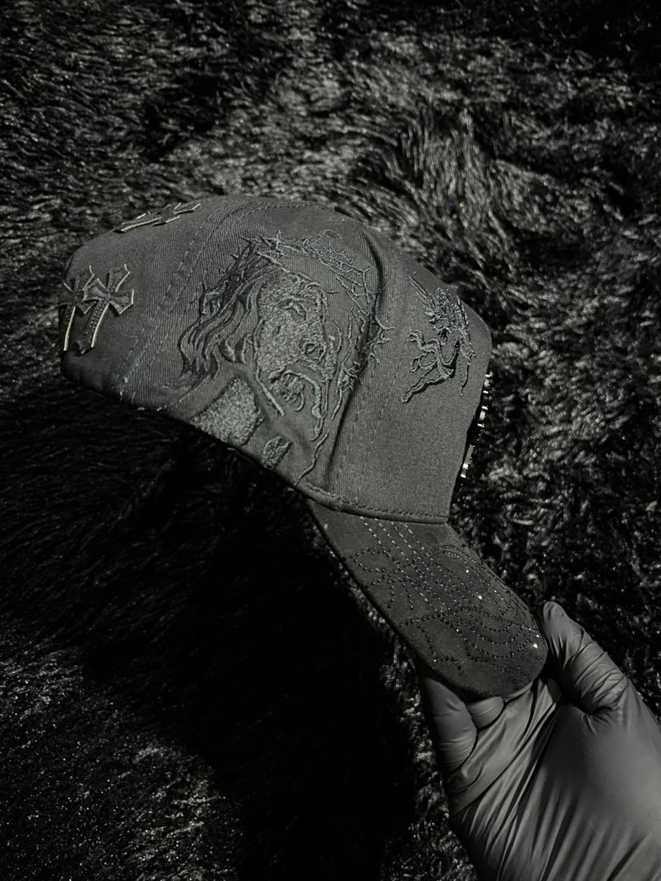 Gorra RICO HATS “Chrome” FULL SET: caja, cubrepolvos, llavero y certificado