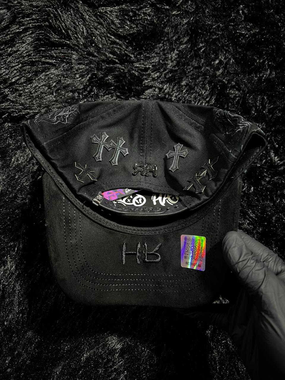 Gorra RICO HATS “Chrome” FULL SET: caja, cubrepolvos, llavero y certificado