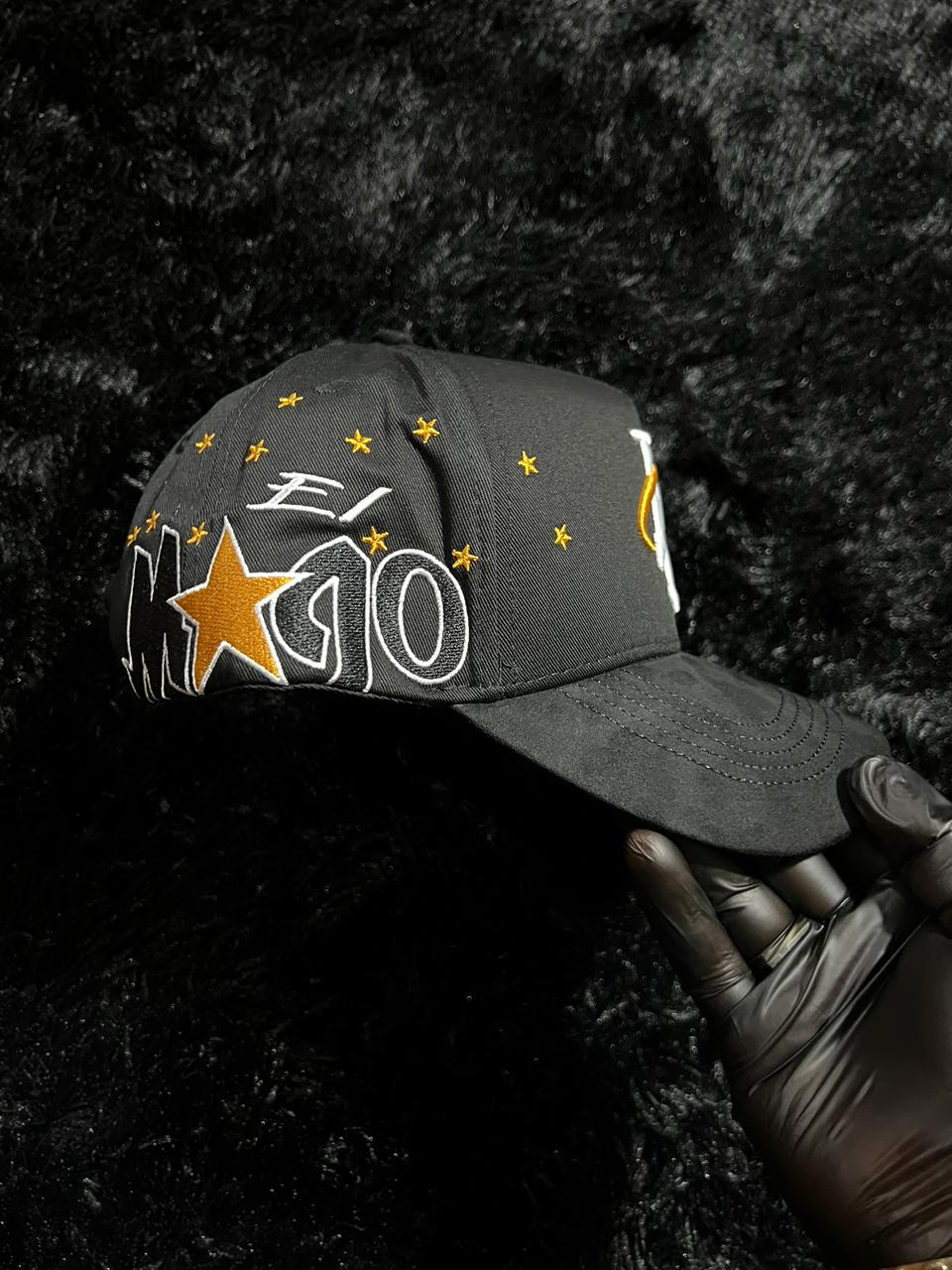 Gorra ThirtyOne Hats "El mago" Amarilla