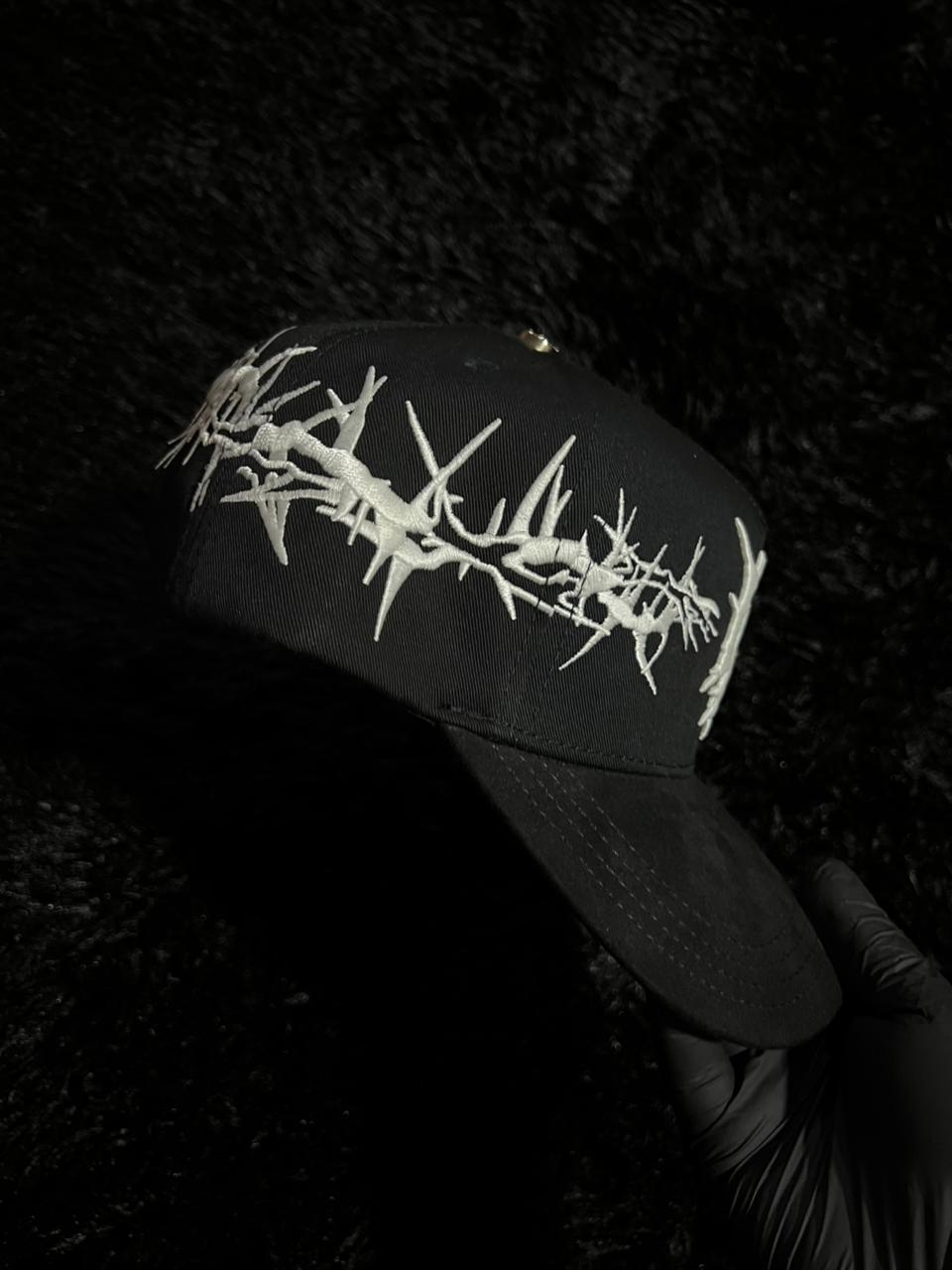 Gorra incógnito “LA Spikes” Fluorecente Glow in the Dark